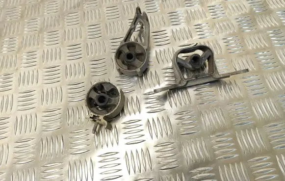 Muffler mount bracket/holder