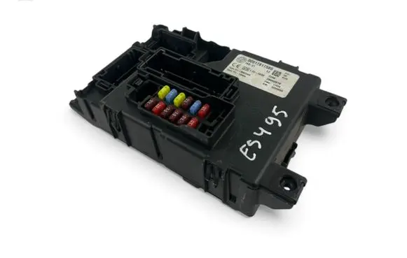 Fiat Punto (199) Fuse module 00517817580