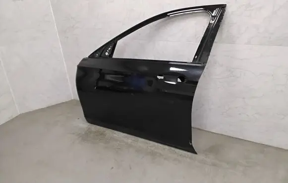 Mercedes-Benz E W213 Front door A2137220110