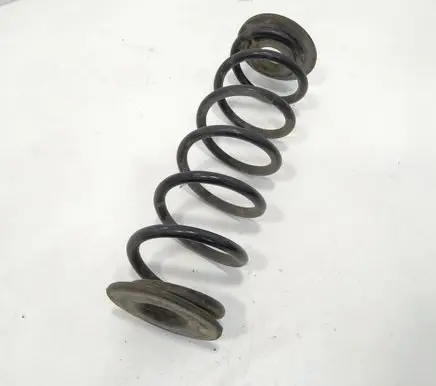 Volkswagen Golf VII Rear coil spring