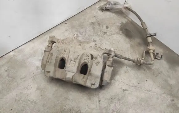 Ford Explorer VI Front brake caliper L1MC2010AM