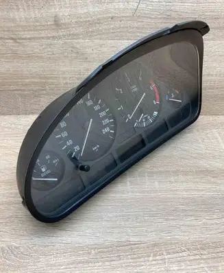BMW 5 E39 Speedometer (instrument cluster) 6907018