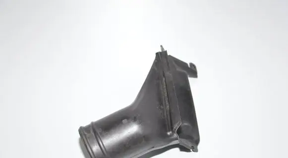BMW 5 E39 Brake cooling air channel/duct 8160855