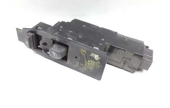 Volvo V70 Electric window control switch 9452961