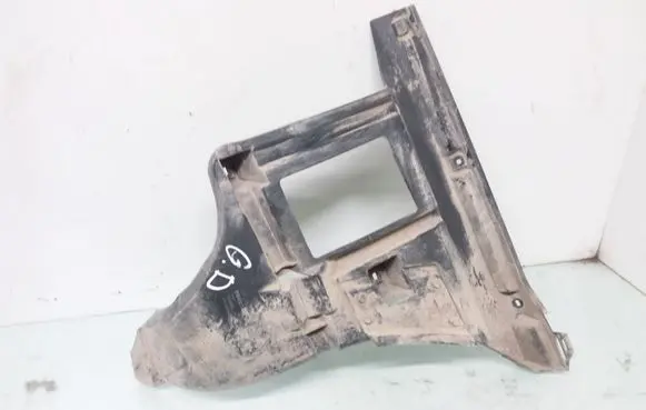 Volvo XC70 Rear bumper mounting bracket 8648150