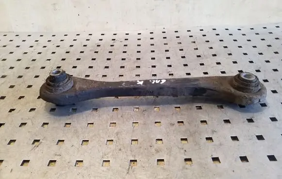 Audi TT TTS Mk2 Rear upper control arm/wishbone 1K0501530C