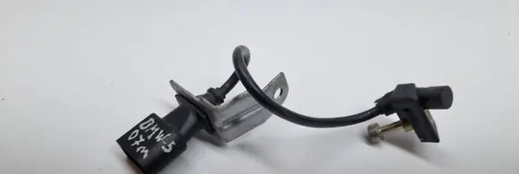 BMW 5 E60 E61 Crankshaft position sensor 0281002477