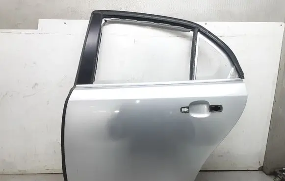 Cadillac BLS Rear door