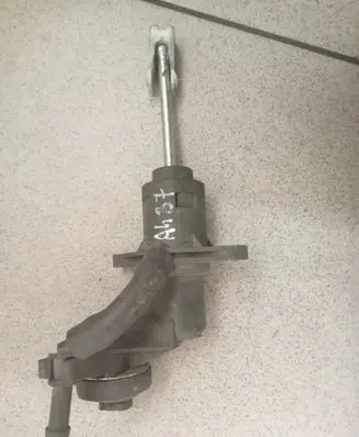 Audi A4 S4 B7 8E 8H Clutch master cylinder 8E2721401AC
