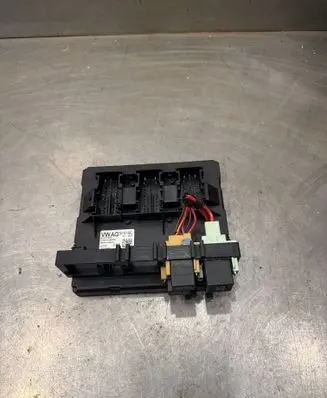Volkswagen Tiguan Comfort/convenience module 5K0937086J 5WG50284 BCMPQ35