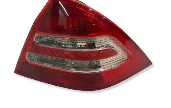 Mercedes-Benz C W203 Rear/tail lights 2038200264