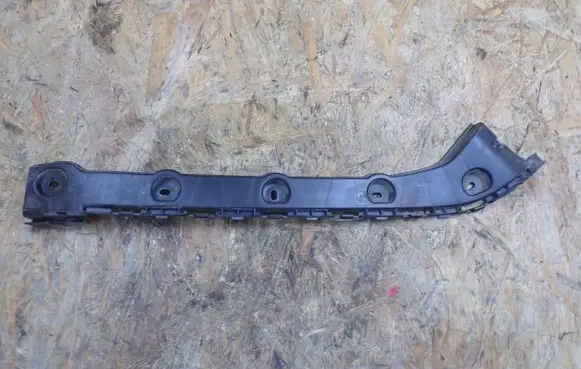 Skoda Octavia Mk3 (5E) Rear bumper mounting bracket 5E9807393B