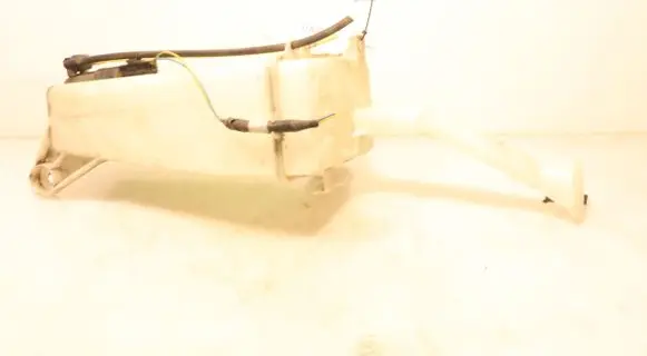 Nissan Micra Windshield washer fluid reservoir/tank