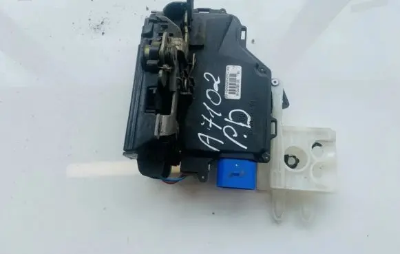 Seat Altea Front door lock 3d1837016 cm2192000431