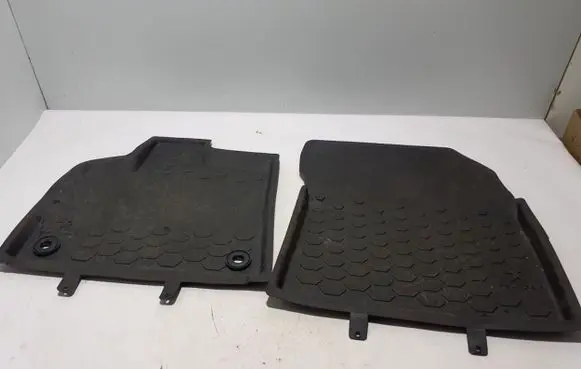 Peugeot Partner III Car floor mat set 1664473480