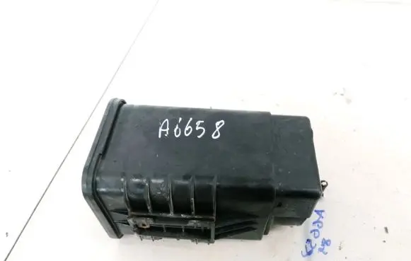 Toyota Yaris Active carbon filter fuel vapour canister 