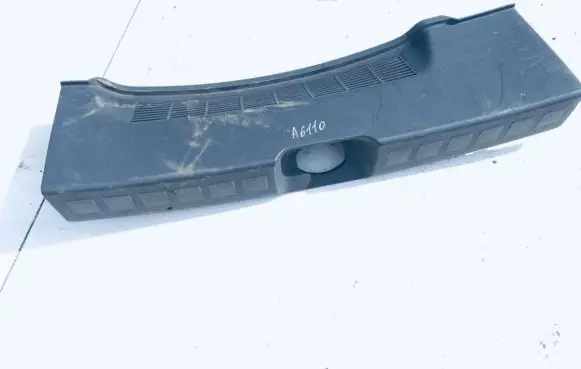 Mitsubishi Colt Other trunk/boot trim element mr951556