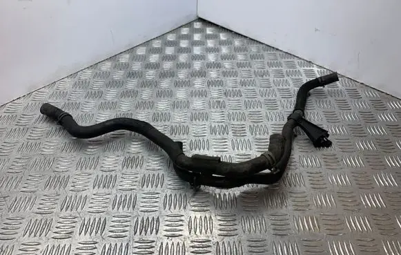 Volkswagen Golf VI Engine coolant pipe/hose