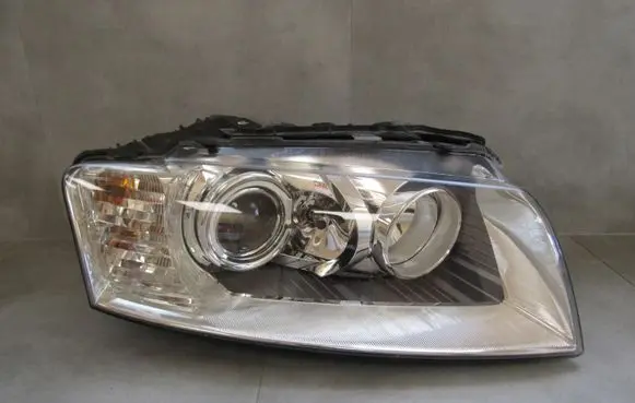 Audi A8 S8 D3 4E Headlight/headlamp