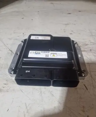 Mazda 6 Engine control unit/module R2AA18881L