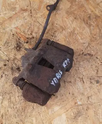 Toyota Yaris Front brake caliper