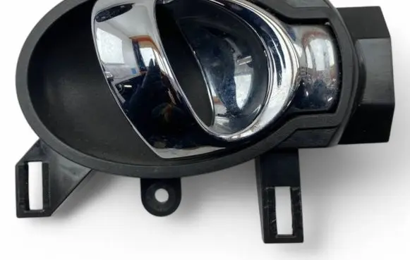 Nissan Cube Z12 Rear door interior handle