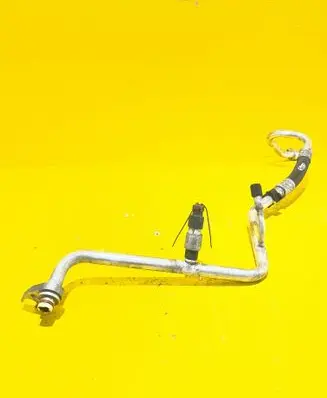 Ford Focus Air conditioning (A/C) pipe/hose 