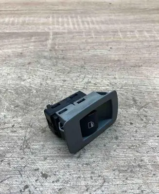 BMW 3 E90 E91 Electric window control switch 6945875 15939902