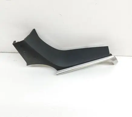 Dashboard glove box trim