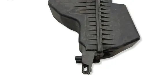 Suzuki Swift I Air filter box 62JA01