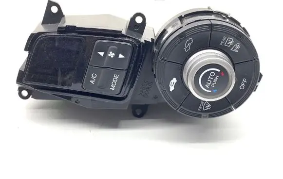 Honda Insight Interior fan control switch D09US