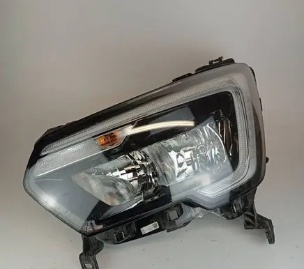 Renault Master III Headlight/headlamp 260607867R 0021113004 366900804