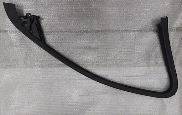 Audi A6 C7 Front door glass trim molding 4G0867609