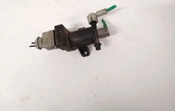 Mercedes-Benz C W202 Turbo solenoid valve A2028000178