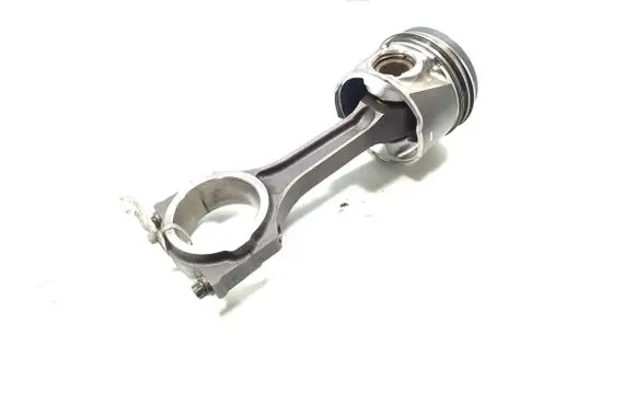 Ford Mondeo Mk III Piston with connecting rod N7BA