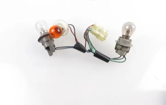 Hyundai Lantra I Tail light bulb cover holder