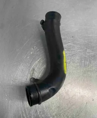Volvo XC90 Intercooler hose/pipe 30714480