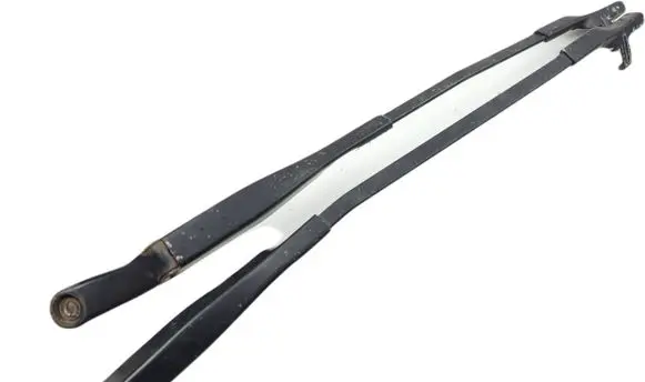 Volkswagen PASSAT B5.5 Front wiper blade arm 3B1955409C 3B1955410C