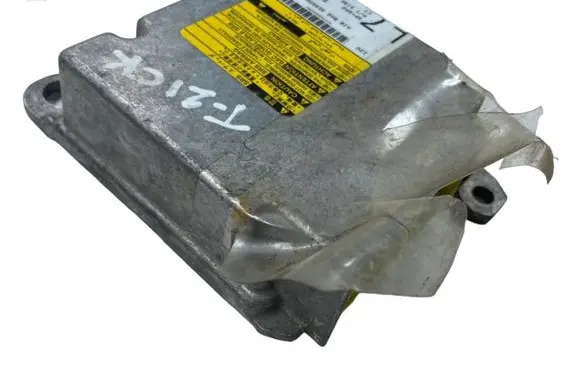 Toyota Corolla E120 E130 Airbag control unit/module 211082104 8917002400 14740266ND