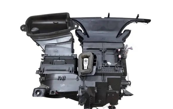 Toyota Yaris Interior heater climate box assembly 558700D010