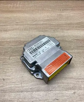 Audi A8 S8 D3 4E Airbag control unit/module 4E0959655L 0285010189
