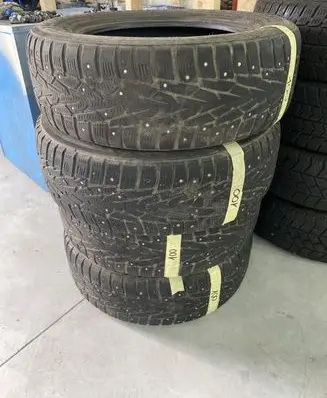 Citroen C3 R14 winter/snow tires with studs 18565R14 HAKKAPELIITTA7