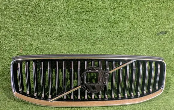 Volvo XC60 Front grill 32234984