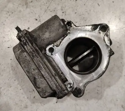Renault Scenic II - Grand scenic II Throttle valve 8200576664