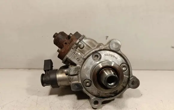 Mercedes-Benz E W213 Fuel injection high pressure pump A6540700001