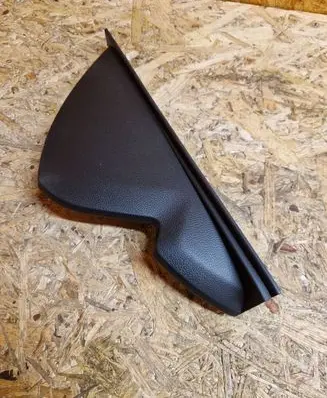KG Mobility Tivoli XLV Dashboard side end trim 7667035001