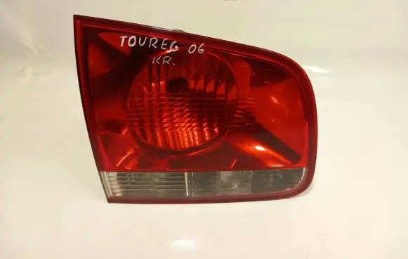 Volkswagen Touareg I Tailgate rear/tail lights 28269003