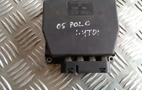 Volkswagen Polo Other control units/modules 6Q0906625A 400434B