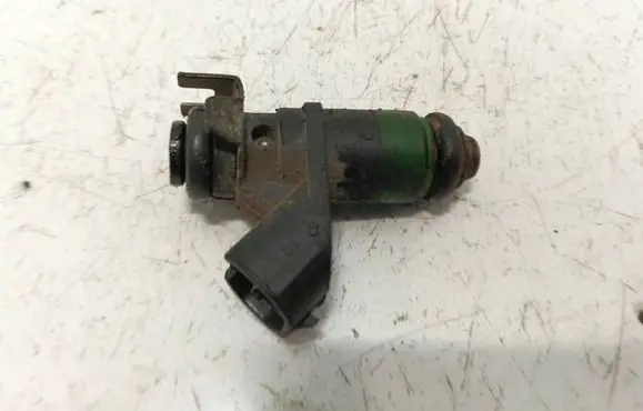 Fuel injector