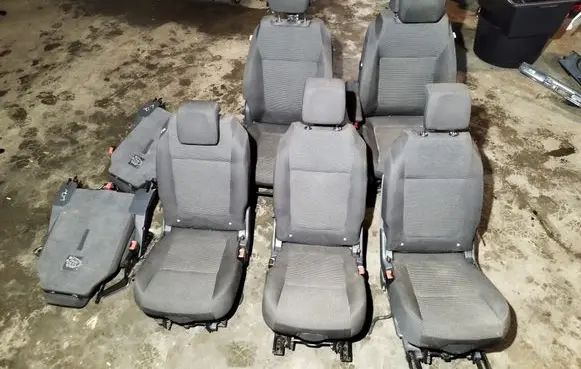 Seat set